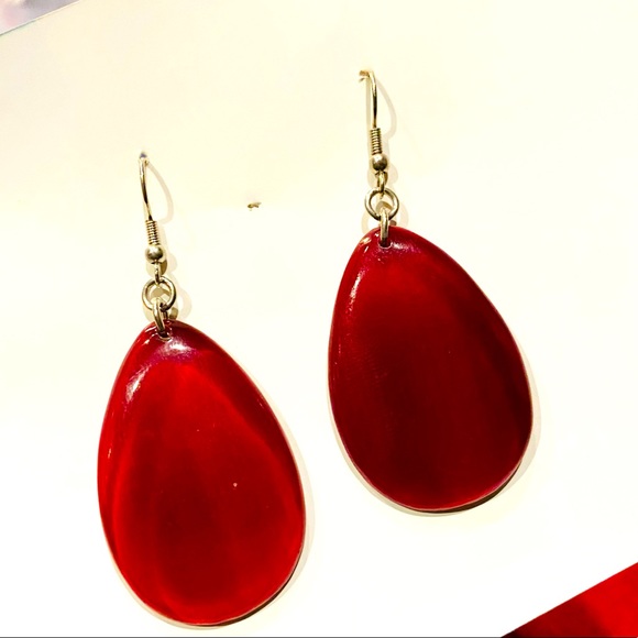 Red Teardrop Horn Earrings - Picture 1 of 4